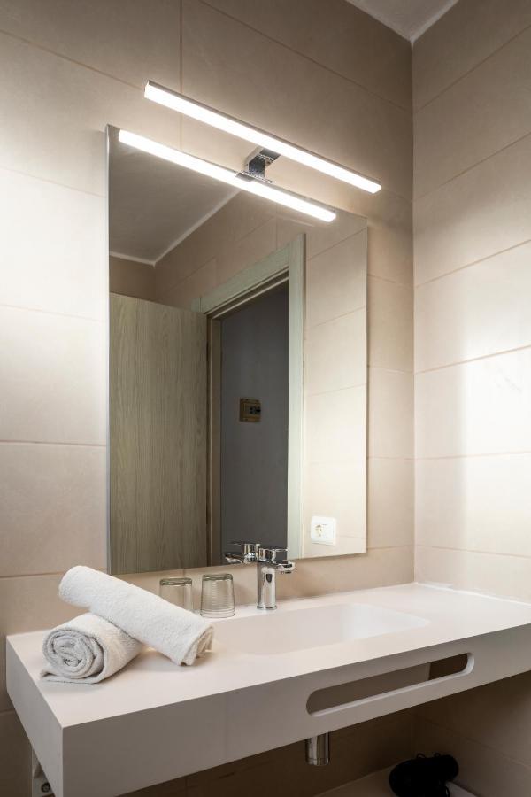 Apartamentos El Moro Сан-Антоніо Екстер'єр фото