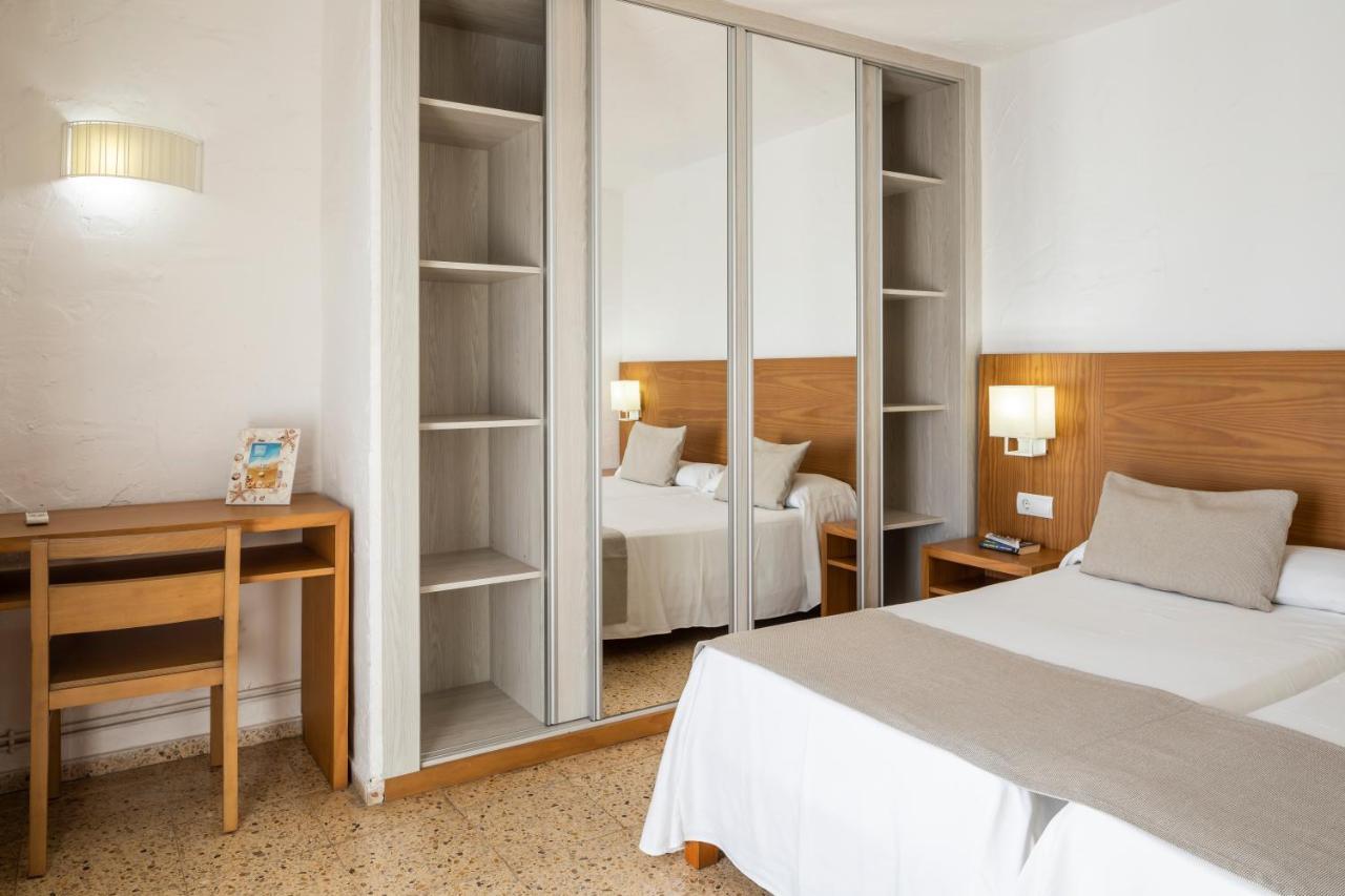 Apartamentos El Moro Сан-Антоніо Екстер'єр фото